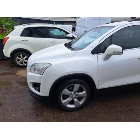 Charniere de capot CHEVROLET TRAX d’occasion
