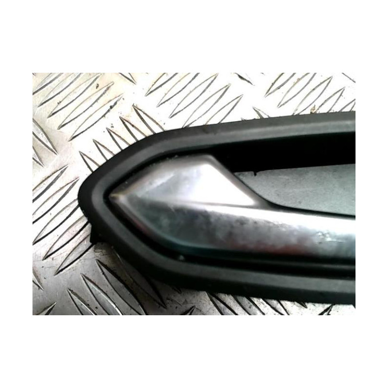 Poignee interieur avant gauche RENAULT CAPTUR 2 PHASE 1 d’occasion