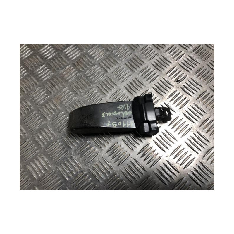 Tirant de porte avant gauche SKODA OCTAVIA 3 PHASE 1 d’occasion