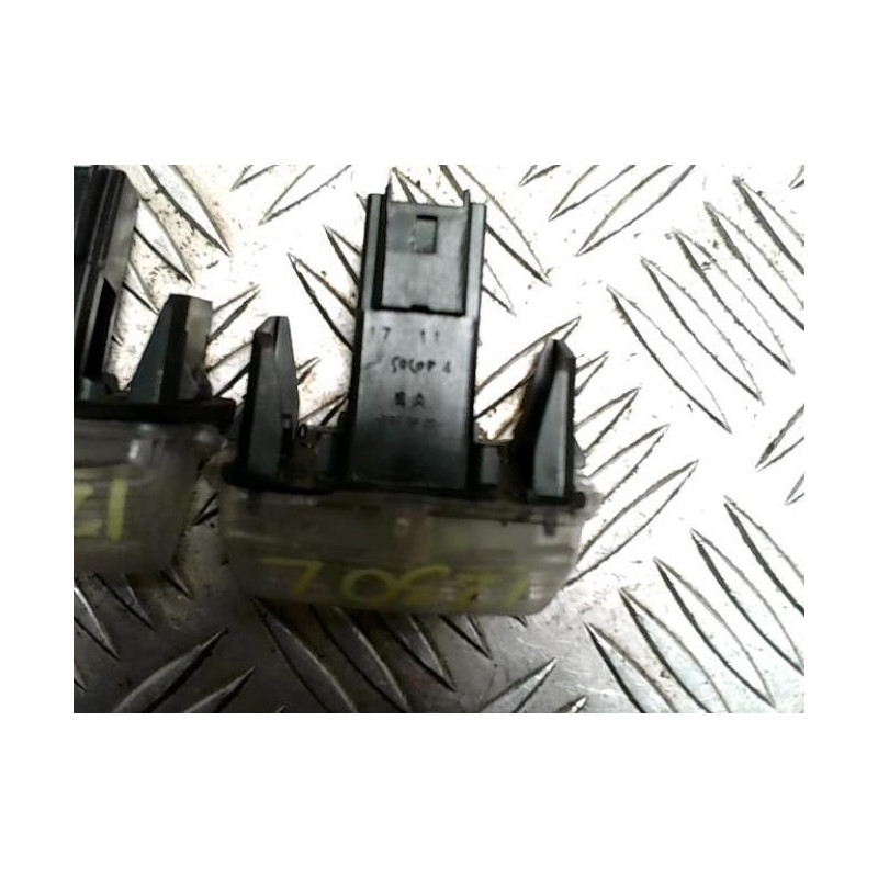 Eclairage de plaque CITROEN C3 PICASSO PHASE 2 d’occasion
