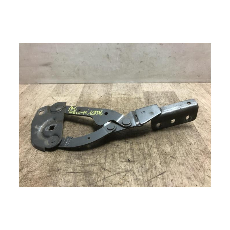 Charniere de capot PEUGEOT 406 COUPE d’occasion