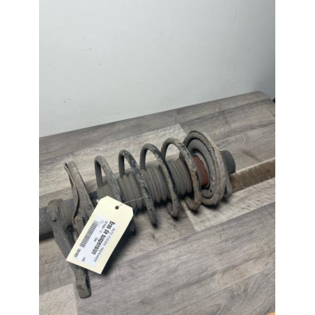 Bras de suspension superieur avant gauche PEUGEOT 106 PHASE 1 d’occasion
