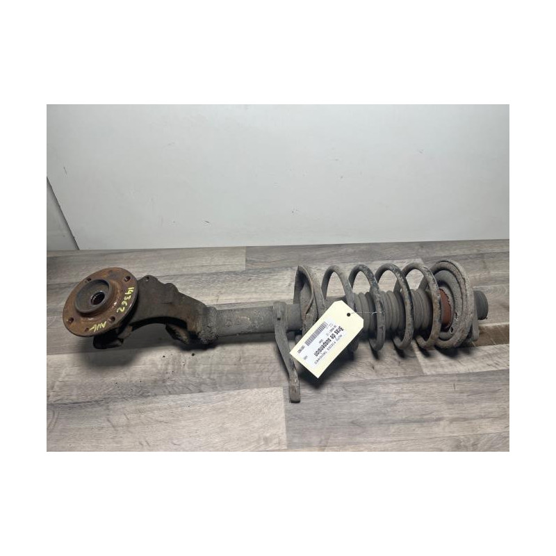 Bras de suspension superieur avant gauche PEUGEOT 106 PHASE 1 d’occasion