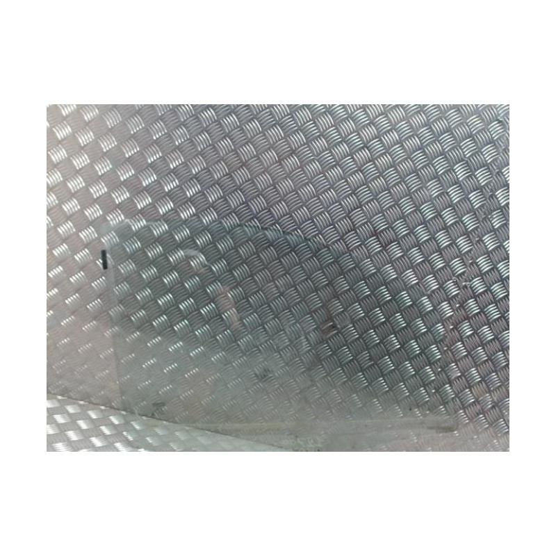 Vitre avant droit CITROEN NEMO d’occasion