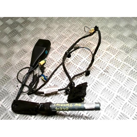 Attache ceinture avant gauche RENAULT LAGUNA 2 PHASE 2 d’occasion