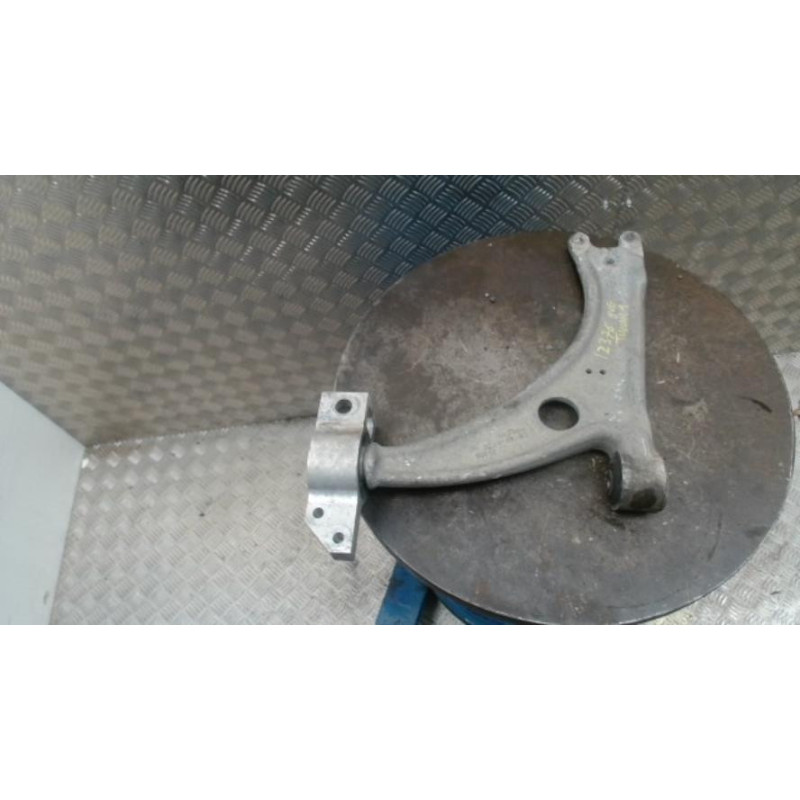 Triangle avant gauche VOLKSWAGEN TIGUAN 1 PHASE 1 d’occasion