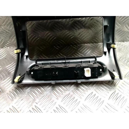 Aerateur tableau de bord TOYOTA URBAN CRUISER d’occasion