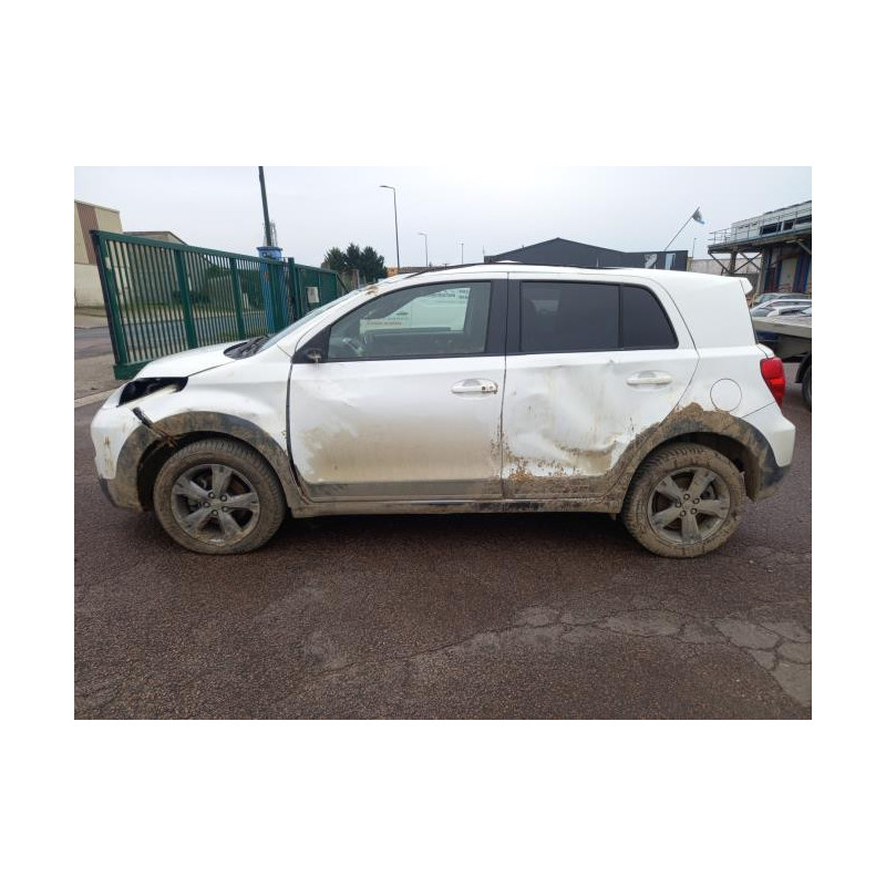 Aerateur tableau de bord TOYOTA URBAN CRUISER d’occasion