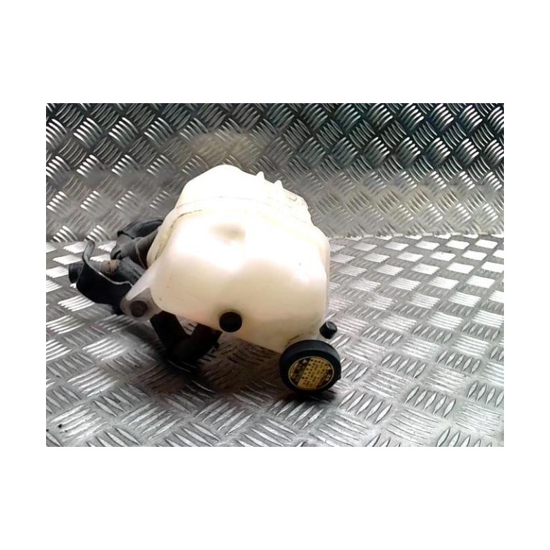 Vase d'expansion TOYOTA URBAN CRUISER d’occasion