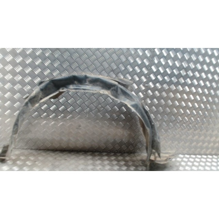 Pare boue avant droit TOYOTA URBAN CRUISER d’occasion
