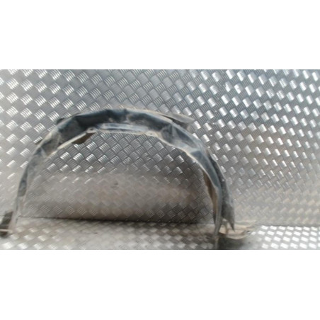Pare boue avant droit TOYOTA URBAN CRUISER d’occasion