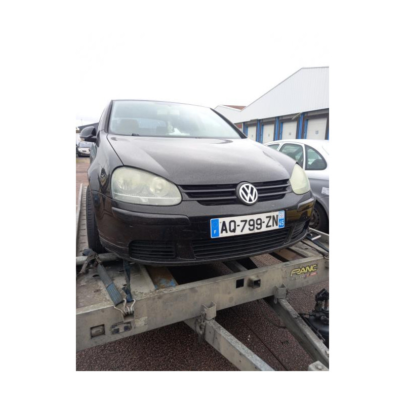 Pare boue arriere droit VOLKSWAGEN GOLF 5 d’occasion