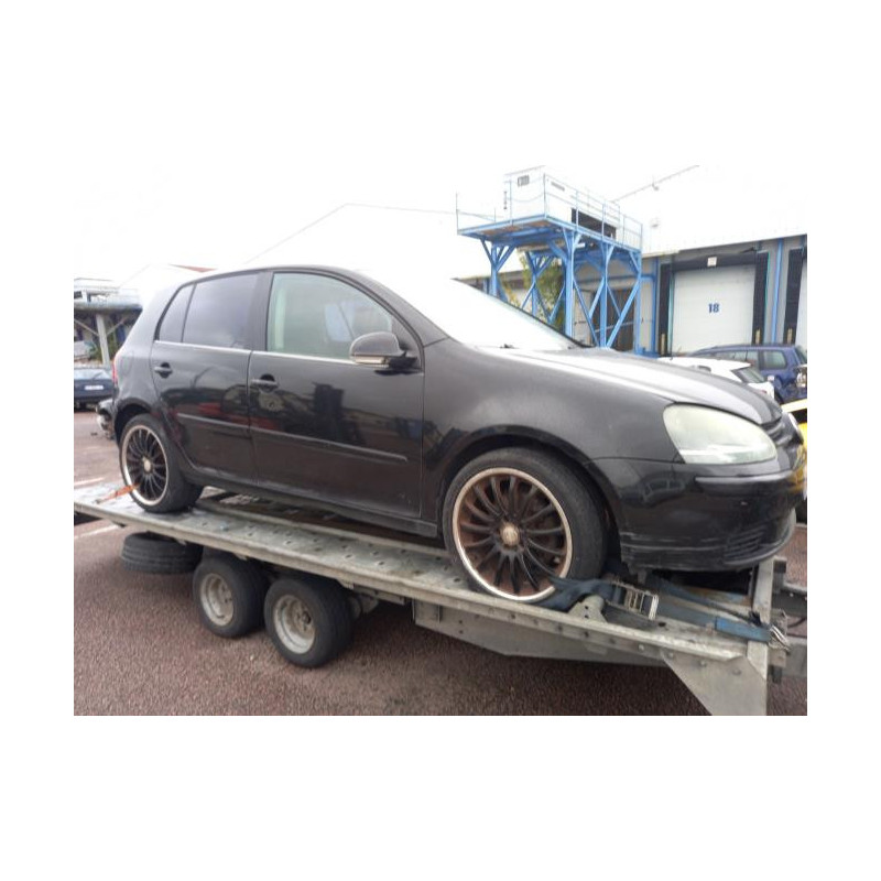 Pare boue arriere droit VOLKSWAGEN GOLF 5 d’occasion