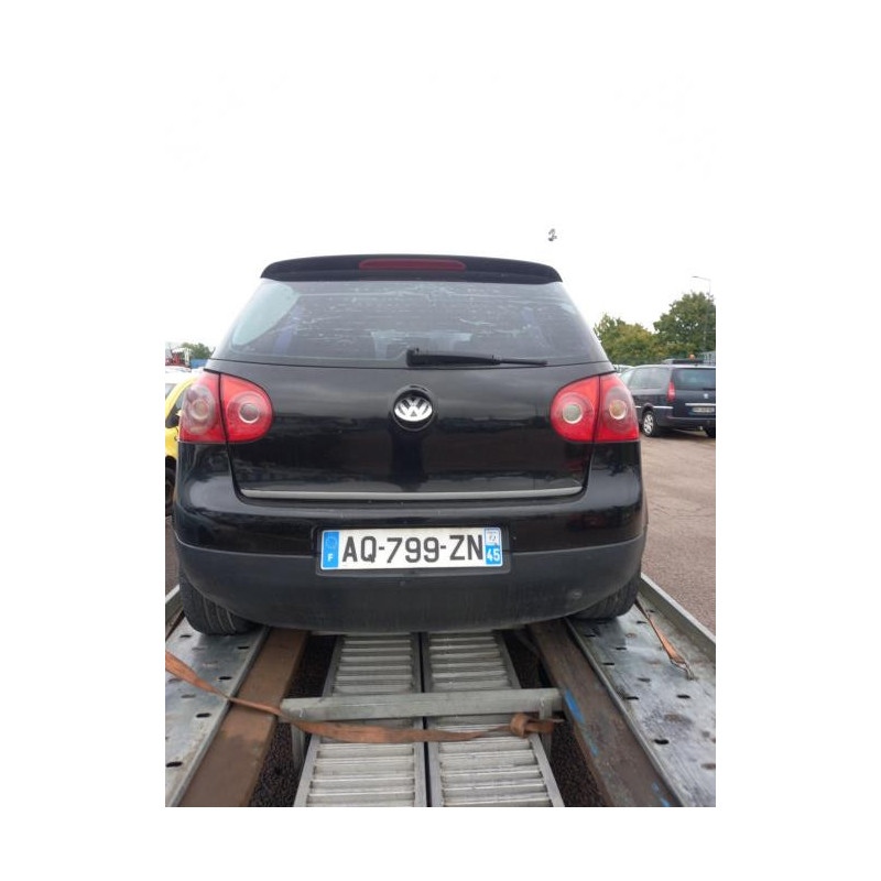 Pare boue arriere droit VOLKSWAGEN GOLF 5 d’occasion