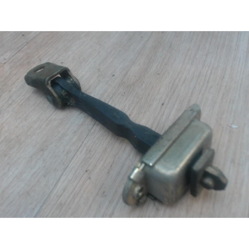 Tirant de porte arriere gauche NISSAN MICRA III d’occasion