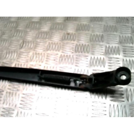 Bras essuie glace avant droit TOYOTA URBAN CRUISER d’occasion