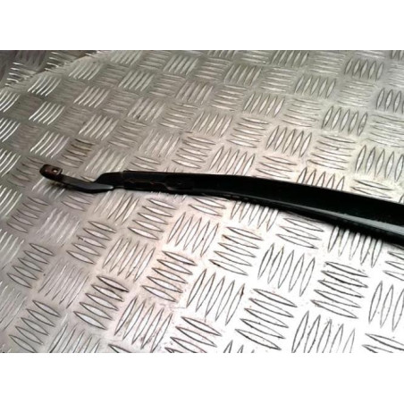 Bras essuie glace avant droit TOYOTA URBAN CRUISER d’occasion