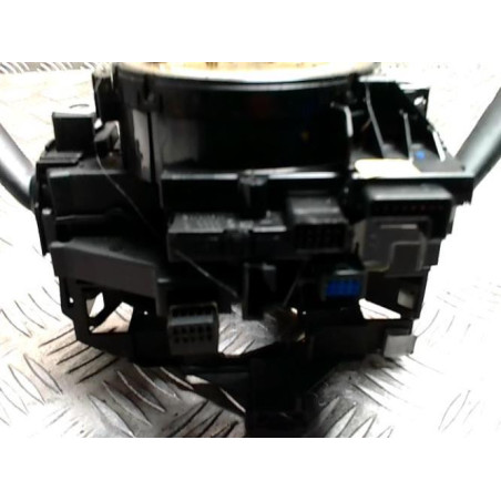 Com (Bloc Contacteur Tournant+Commodo Essuie Glace+Commodo Phare) VOLKSWAGEN GOLF 5 d’occasion