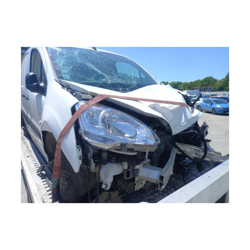 Panneau de porte avant droit CITROEN BERLINGO 2 PHASE 3 d’occasion