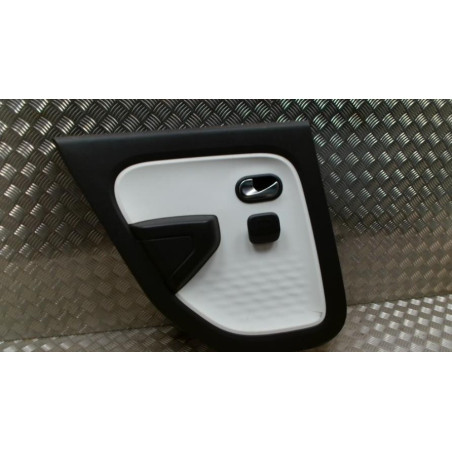 Panneau de porte arriere gauche RENAULT TWINGO 3 PHASE 1 d’occasion