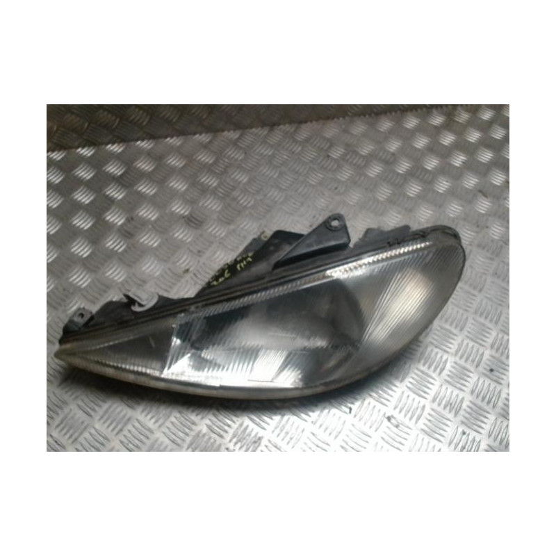 Optique avant principal gauche (feux)(phare) PEUGEOT 206 PHASE 1 d’occasion