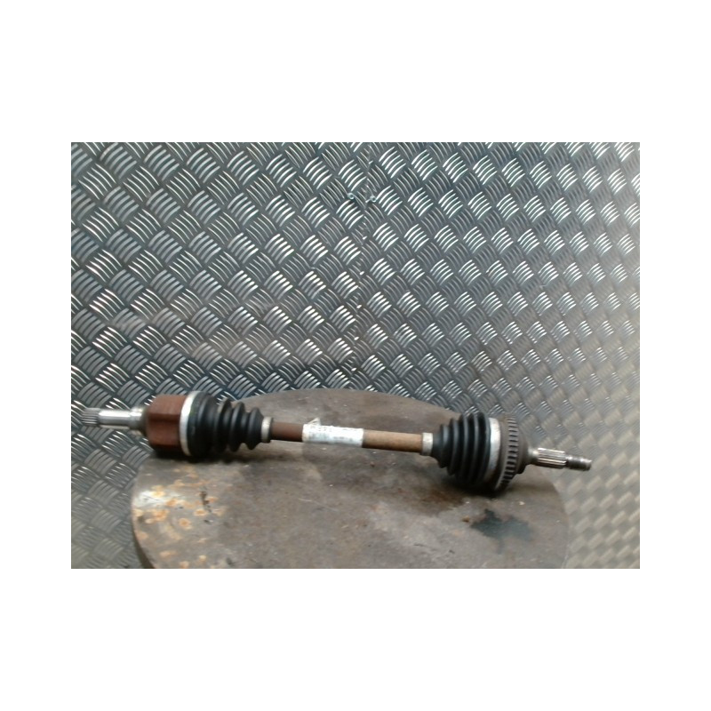 Cardan gauche (transmission) PEUGEOT 206+ d’occasion