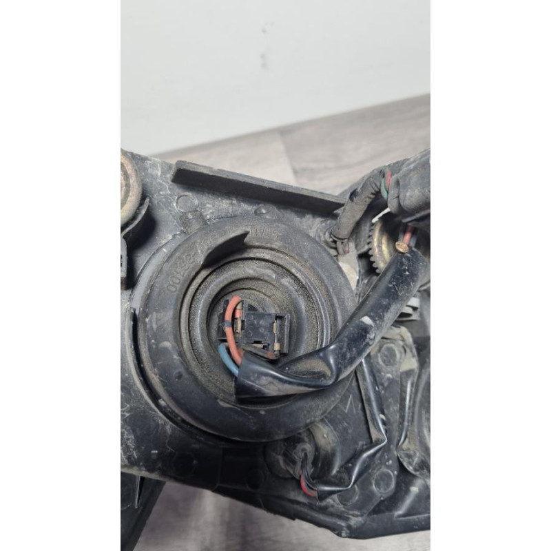 Optique avant principal gauche (feux)(phare) MAZDA 2 1 d’occasion