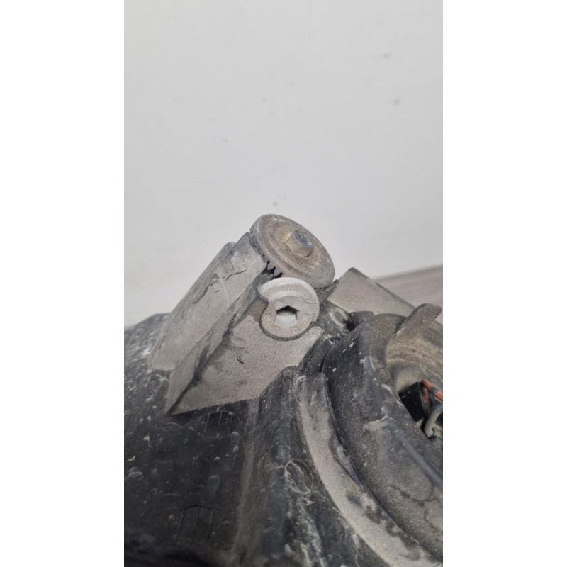 Optique avant principal gauche (feux)(phare) MAZDA 2 1 d’occasion