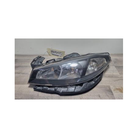 Optique avant principal gauche (feux)(phare) RENAULT LAGUNA 2 PHASE 2 d’occasion