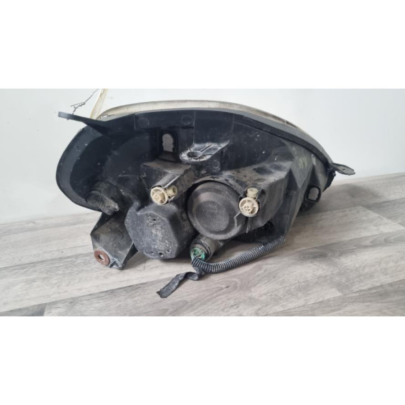 Optique avant principal gauche (feux)(phare) FIAT GRANDE PUNTO d’occasion