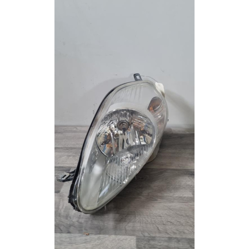 Optique avant principal gauche (feux)(phare) FIAT GRANDE PUNTO d’occasion