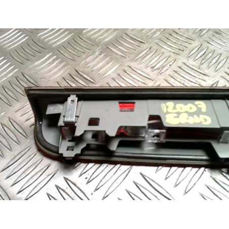 Feu arriere stop central RENAULT GRAND SCENIC 3 PHASE 1 d’occasion
