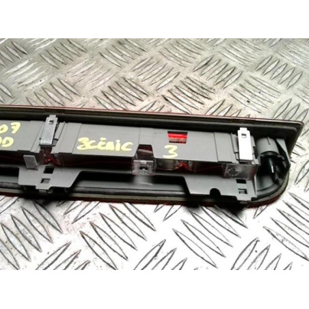 Feu arriere stop central RENAULT GRAND SCENIC 3 PHASE 1 d’occasion