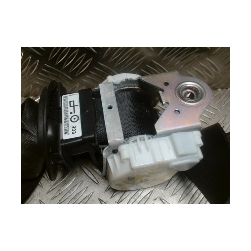 Ceinture avant droit BMW SERIE 3 E90 PHASE 1 d’occasion