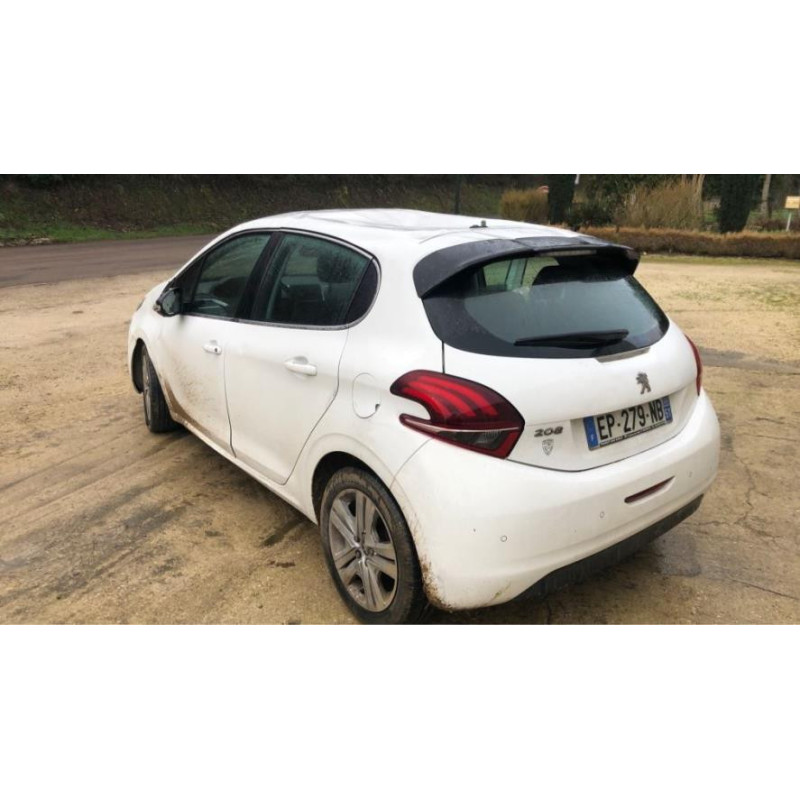 Fusee avant gauche PEUGEOT 208 1 PHASE 2 d’occasion