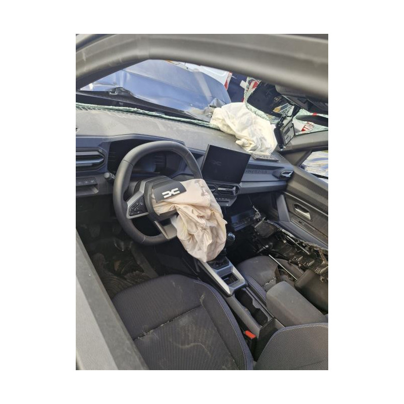 Fusee avant gauche DACIA DUSTER 3 d’occasion