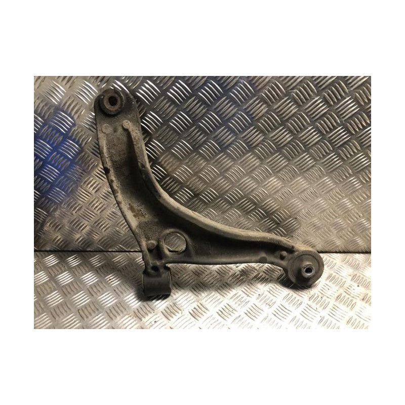 Triangle avant gauche RENAULT MASTER 3 PHASE 3 d’occasion