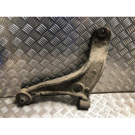 Triangle avant gauche RENAULT MASTER 3 PHASE 3 d’occasion