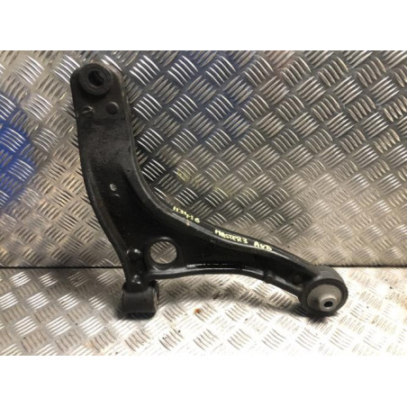 Triangle avant droit RENAULT MASTER 3 PHASE 3 d’occasion