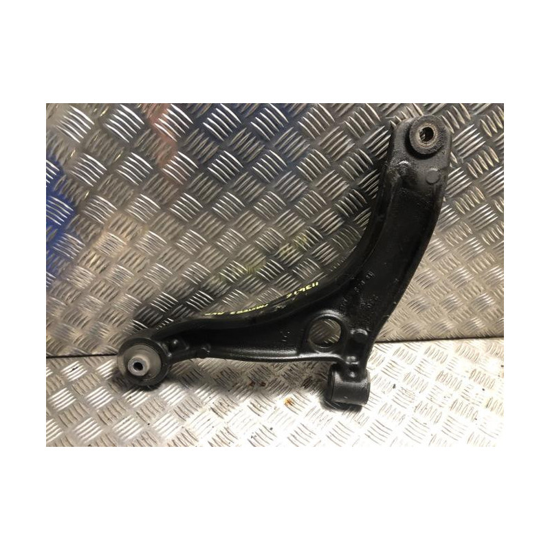 Triangle avant droit RENAULT MASTER 3 PHASE 3 d’occasion