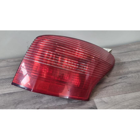 Feu arriere principal droit (feux) PEUGEOT 407 PHASE 1 BREAK d’occasion