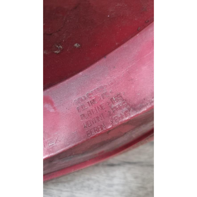 Feu arriere principal droit (feux) PEUGEOT 407 PHASE 1 BREAK d’occasion