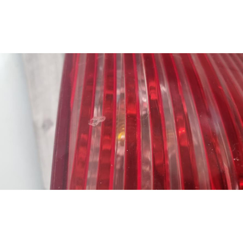 Feu arriere principal droit (feux) PEUGEOT 407 PHASE 1 BREAK d’occasion