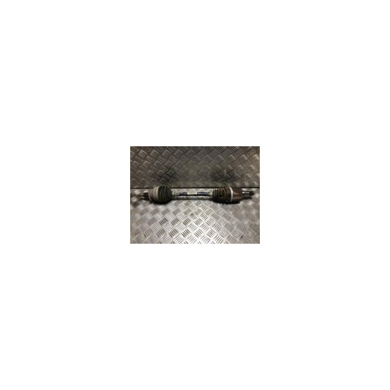 Cardan gauche (transmission) VOLKSWAGEN POLO 6 PHASE 2 d’occasion