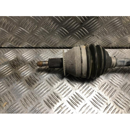 Cardan gauche (transmission) VOLKSWAGEN POLO 6 PHASE 2 d’occasion
