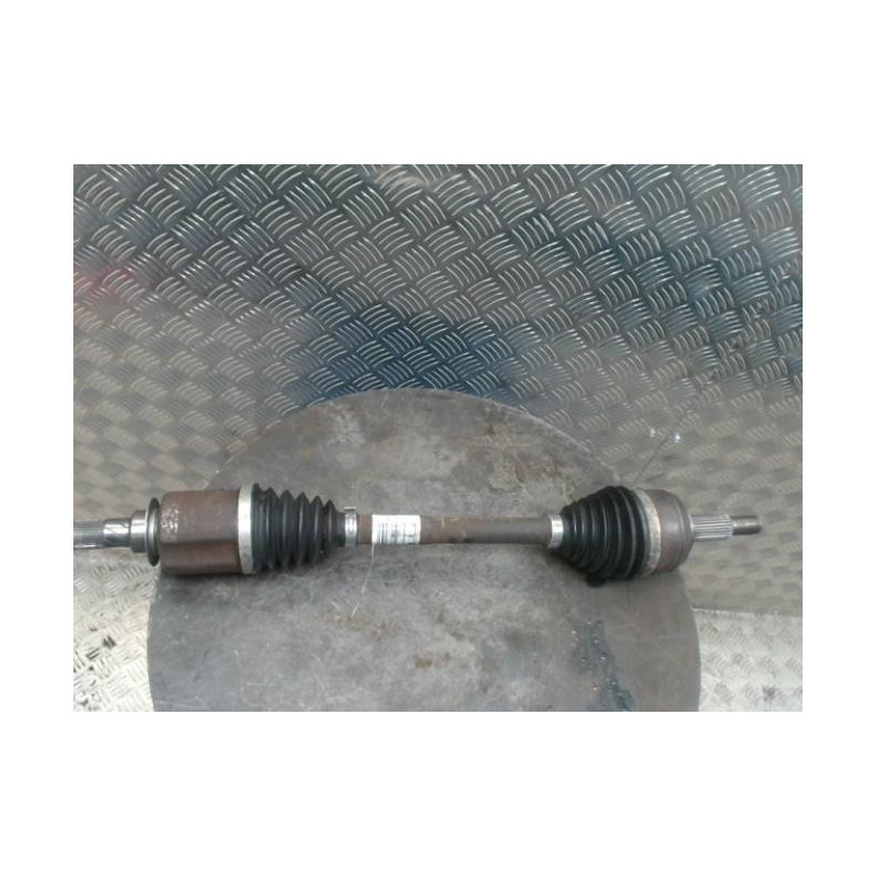 Cardan gauche (transmission) RENAULT MEGANE 3 PHASE 2 d’occasion