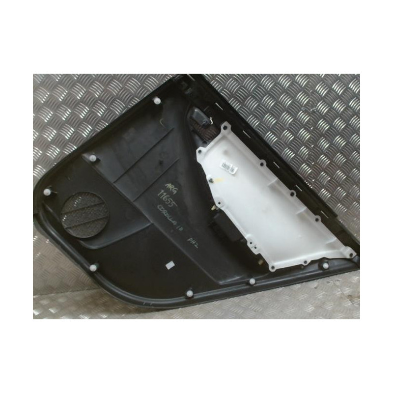 Panneau de porte arriere gauche TOYOTA COROLLA 10 PHASE 2 d’occasion