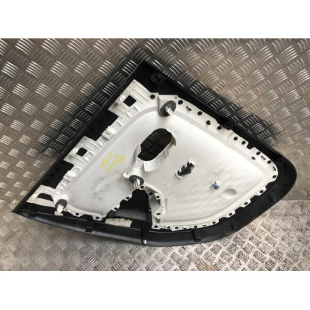 Panneau de porte arriere droit RENAULT TWINGO 3 PHASE 1 d’occasion