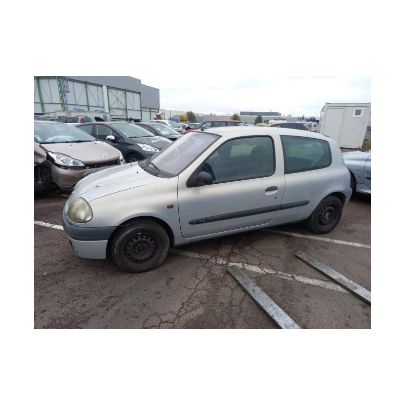 Traverse superieure RENAULT CLIO 2 PHASE 1 d’occasion
