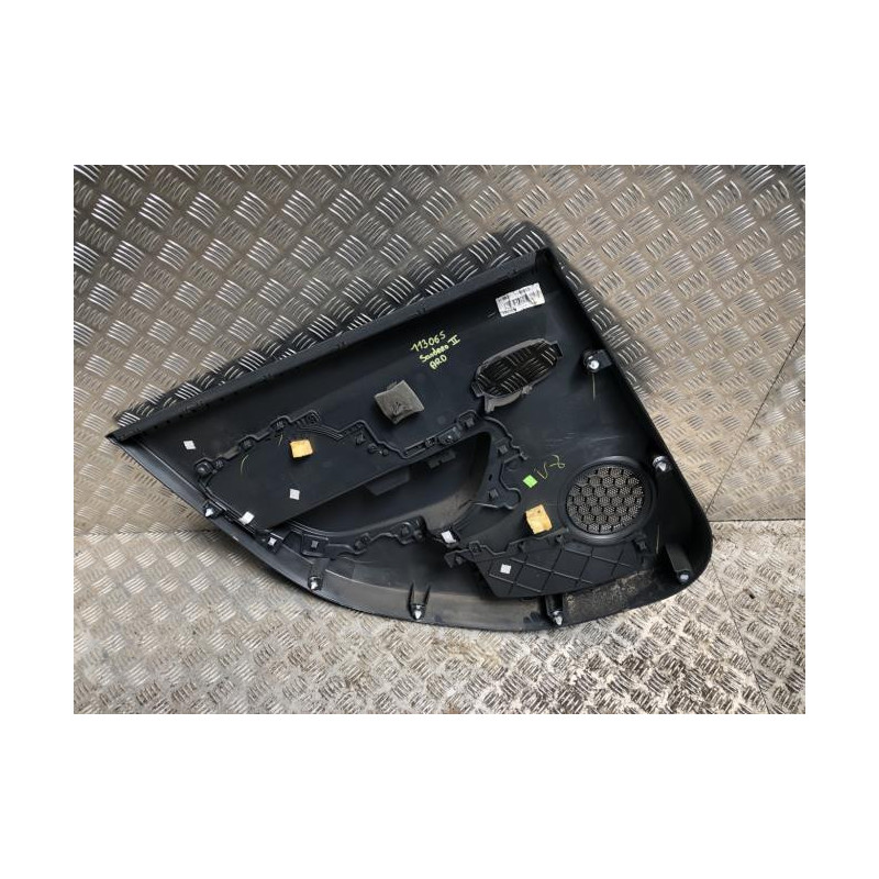 Panneau de porte arriere droit DACIA SANDERO 2 PHASE 2 d’occasion